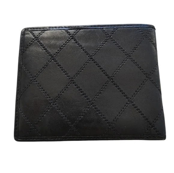 CHANEL Timeless Diamond Stitch Black Leather Bifold Wallet - Picture 2 of 16